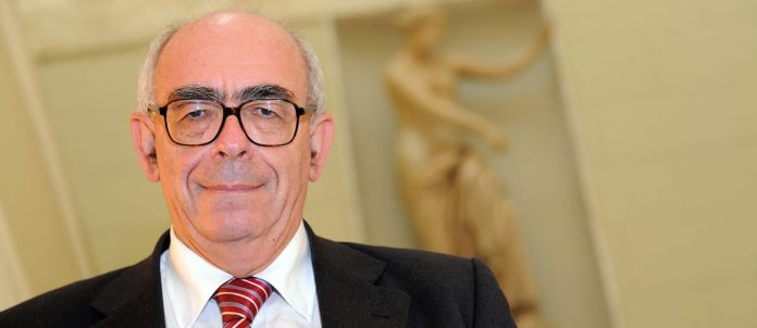 savagnone È il filosofo Giuseppe Savagnone che, mercoledì 24 febbraio, nella cattedrale di Andria, ha tenuto una relazione dal titolo “Nuovo prospettive per un umanesimo in Gesù Cristo”.