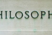 Una corsa dissennata… Sapere, unico, è assurdamente diviso nella sua unicità: la Filosofia e il Caos soggettivistico da una parte, le Scienze epistemiche e l’oggettività di una certezza, dall'altra.