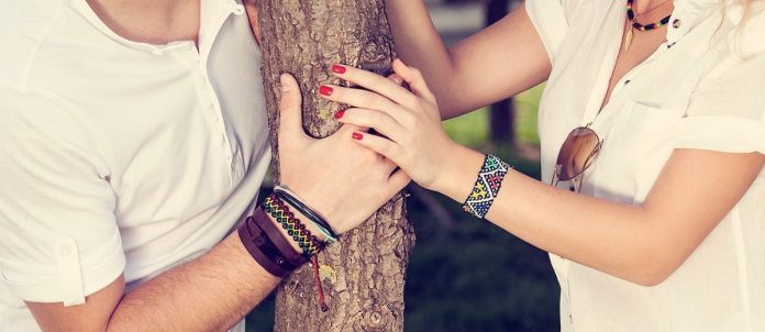 amore Occhi, specchio dell'anima mandorle o pungenti lame