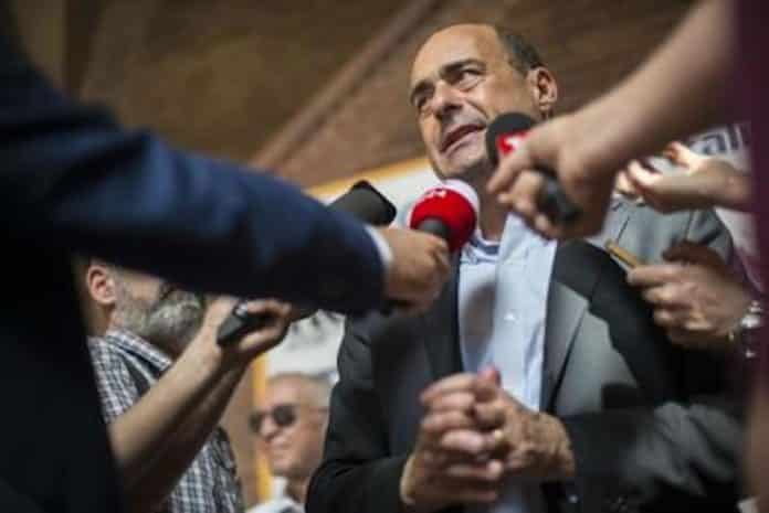 Zingaretti_Nicola_microfoni_Fg