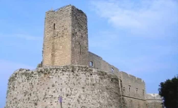 Castello_di_Monte_Sant'Angelo