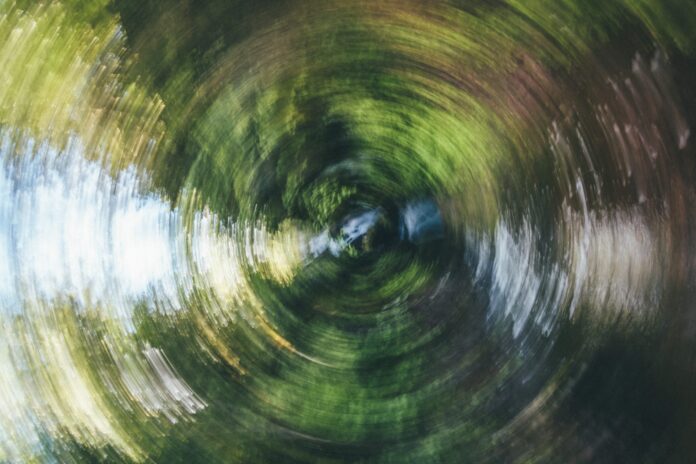 hans-isaacson-XKrQPX1lJqA-unsplash