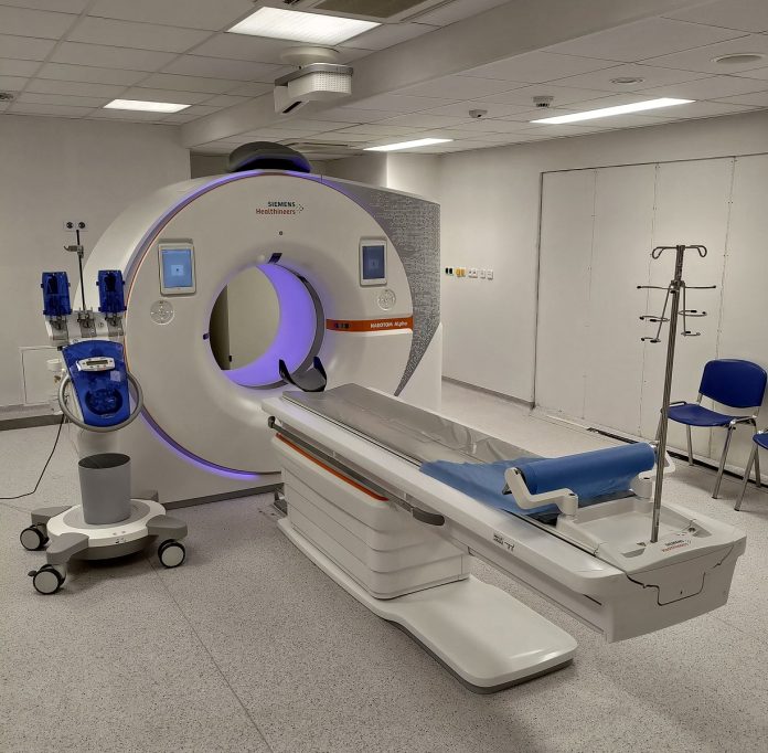 Moderní_výpočetní_tomografie_s_přímo_digitální_detekcí_rentgenového_záření