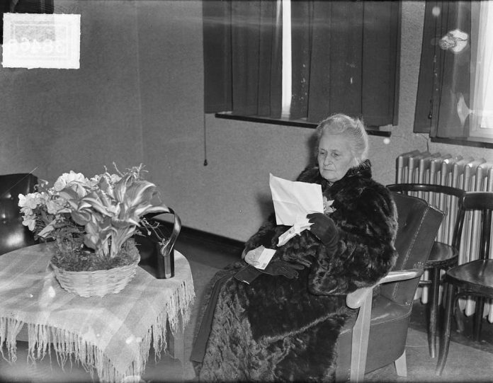 maria-montessori-in-amsterdam-60cc7b